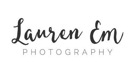 Lauren Em Photography sample logo